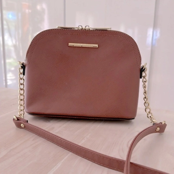 Steve Madden cross body - Picture 1 of 12